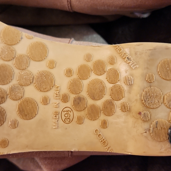 Jimmy Choo Gold Fur Lined Boots - Picture 6 of 12